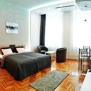  Apartment Unique Town Apartment. Clear Comfort. Hungary